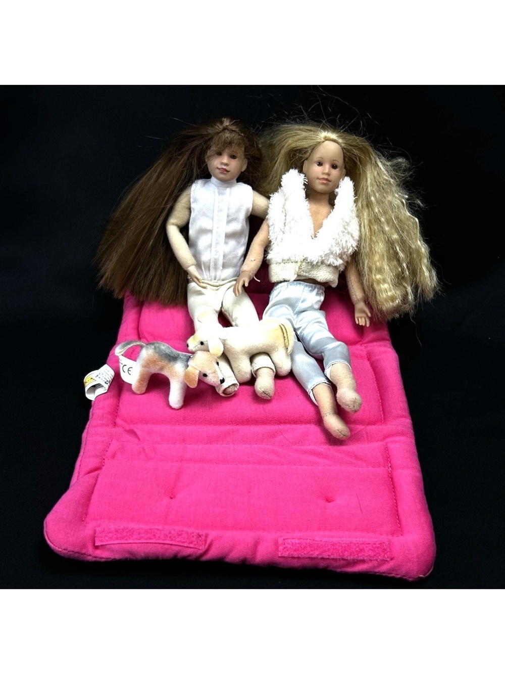 Only Hearts Club Lot Dolls Dogs Plush Pink Sleep Over Party Bed Clothing